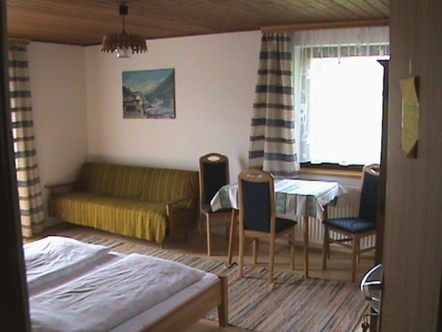Privatzimmer Anneliese Hotel Gosau Room photo